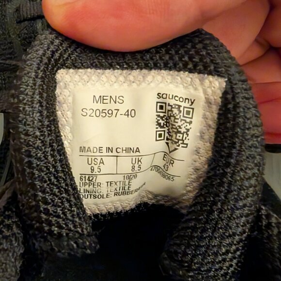 Saucony Endorphin Speed Black/Gold - Men's Size 9.5 D - Picture 5 of 5